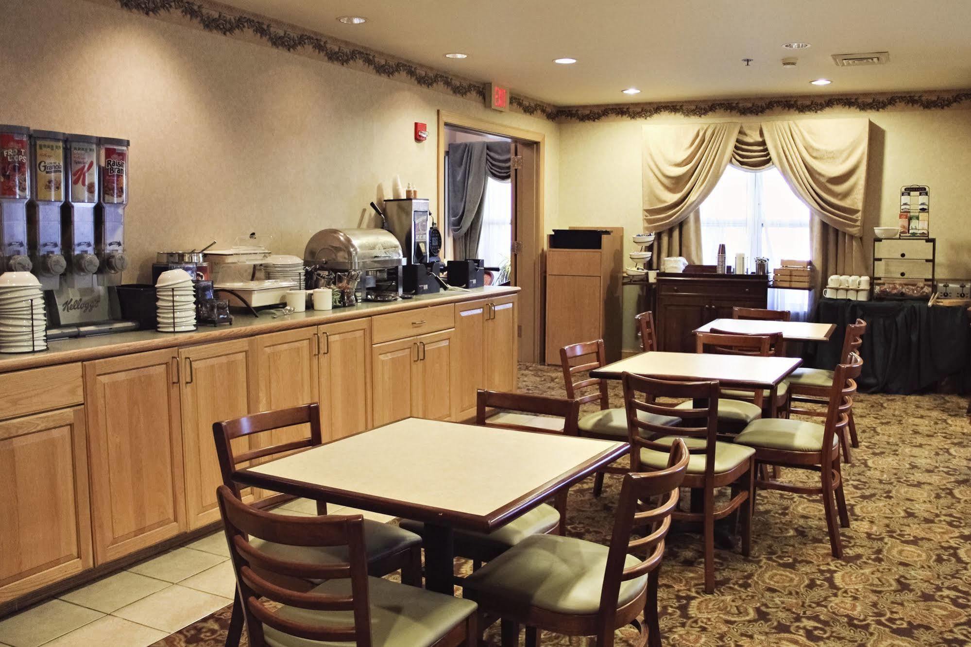 Country Inn & Suites By Radisson, Frackville Mount Pleasant Bagian luar foto